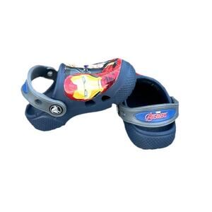 Crocs Marvel‎ Avengers Kids Clogs Size 6 Toddler